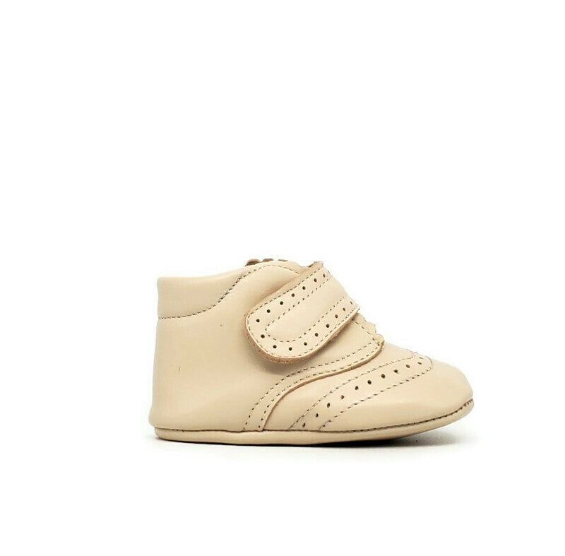 Baby Crib Shoes - Bone Oxford + Velcro - Tippy Tot Shoes